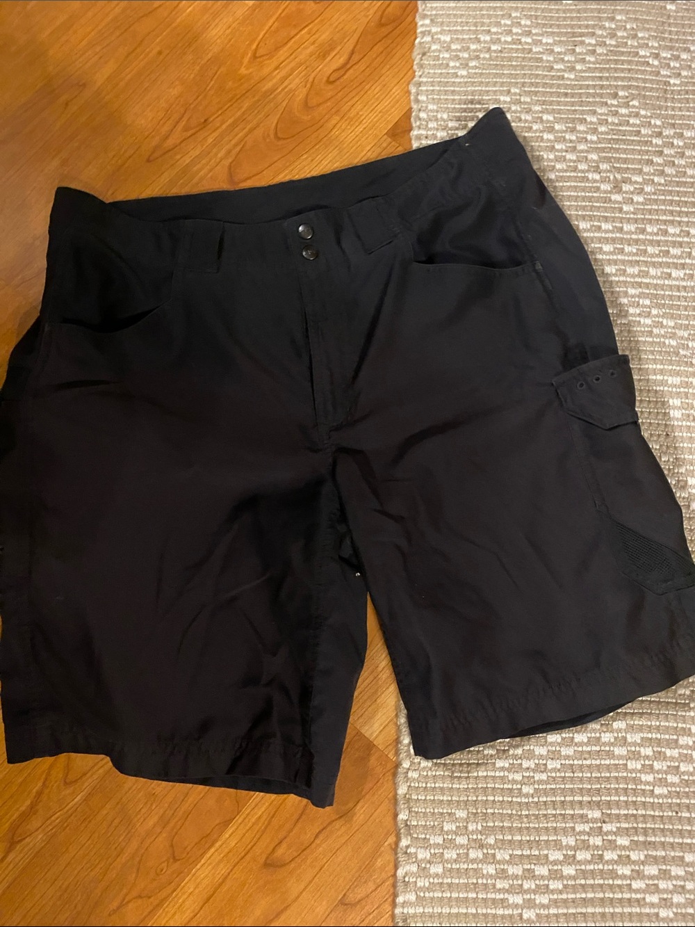 Men's COLUMBIA PFG Black Utility Cargo Shorts 36